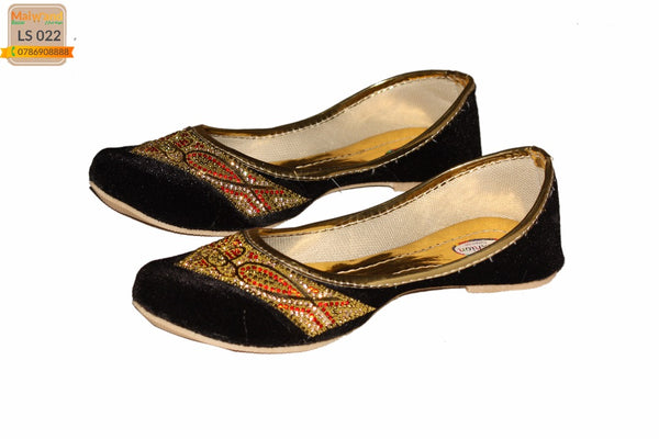 LS022 لاسي هندي جوتي